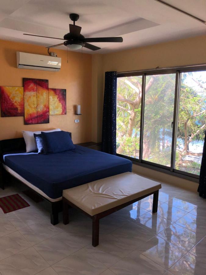 Amami Beachfront Villa With Private Beach Puerto Galera Zewnętrze zdjęcie