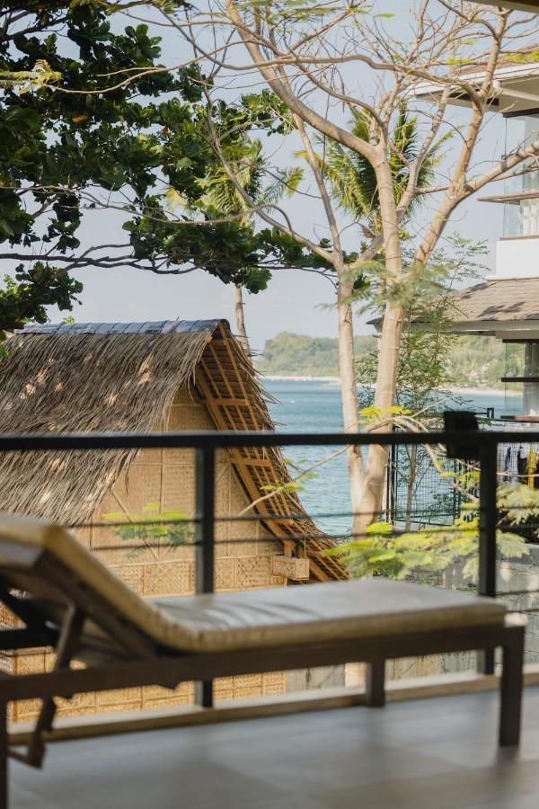 Amami Beachfront Villa With Private Beach Puerto Galera Zewnętrze zdjęcie