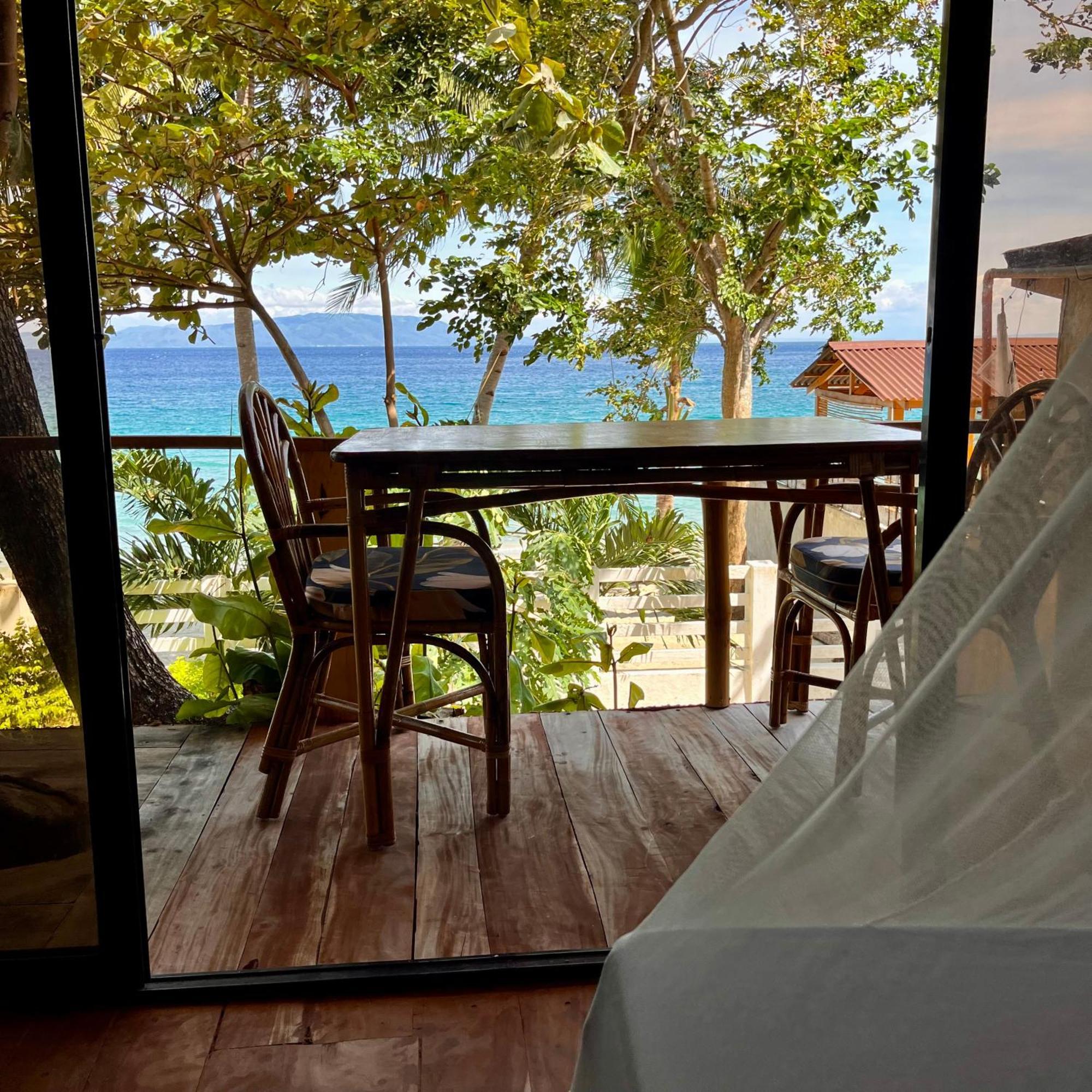 Amami Beachfront Villa With Private Beach Puerto Galera Zewnętrze zdjęcie